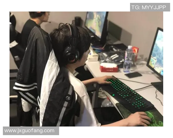 DOTA2战术解析：深入探讨FPX战队的盯防策略与执行技巧