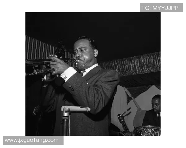 爵士乐的传承与创新:从经典到现代的音乐演变与全球影响