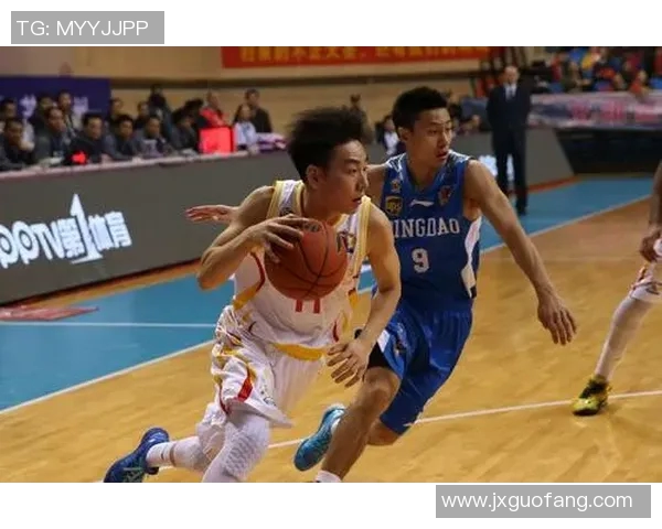 南京篮球队耐力对比深度解析与球队表现的关系探讨