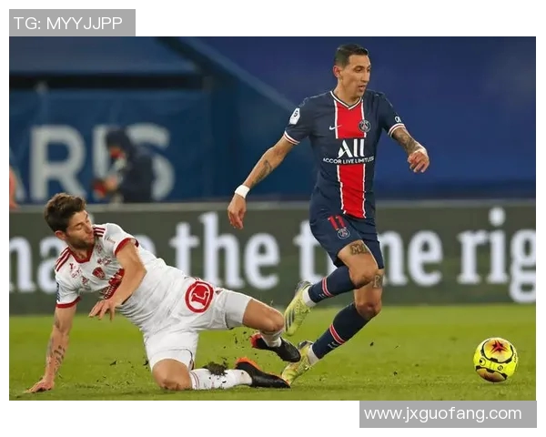 球员风格多样 法甲赛场展现技战术多元化